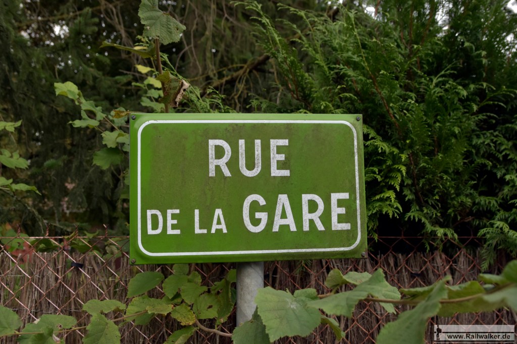 Die Bahnhofsstraße in Fontvannes